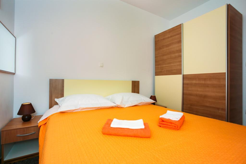 Apartments Intrada Podstrana Exterior foto